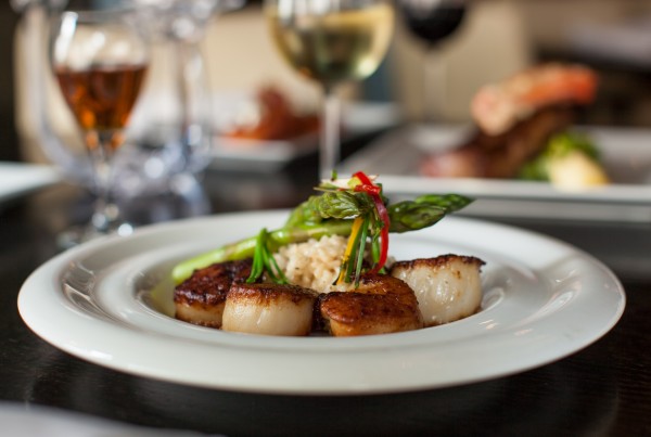 De-NOVO Pan Seared Scallops